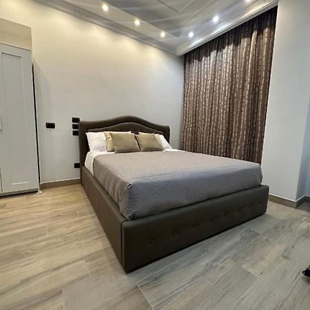 Le Chic Rooms 나폴리 외부 사진