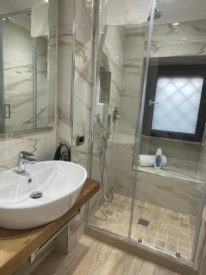 Le Chic Rooms 나폴리 외부 사진